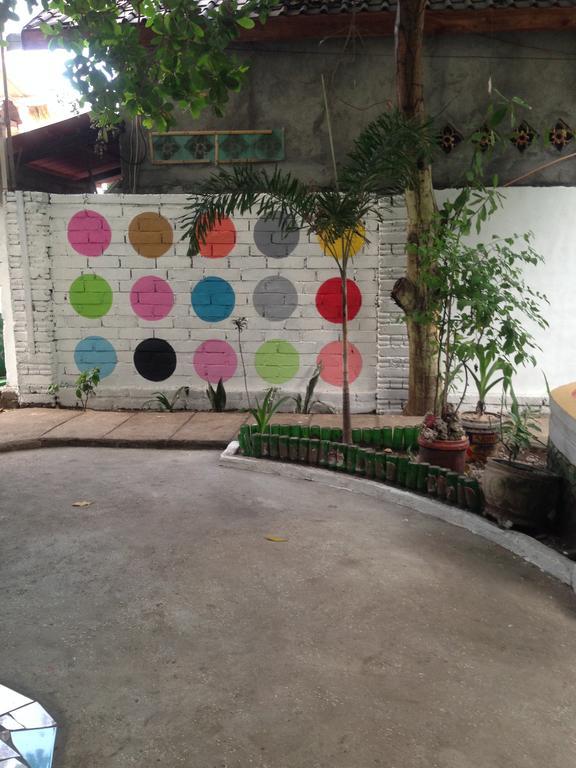 Good For Ya Knee Hostel & Bungalows (Adults Only) Gili Trawangan Exterior foto