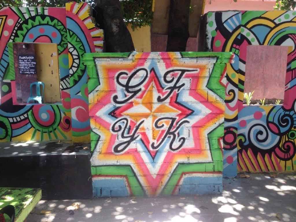 Good For Ya Knee Hostel & Bungalows (Adults Only) Gili Trawangan Exterior foto